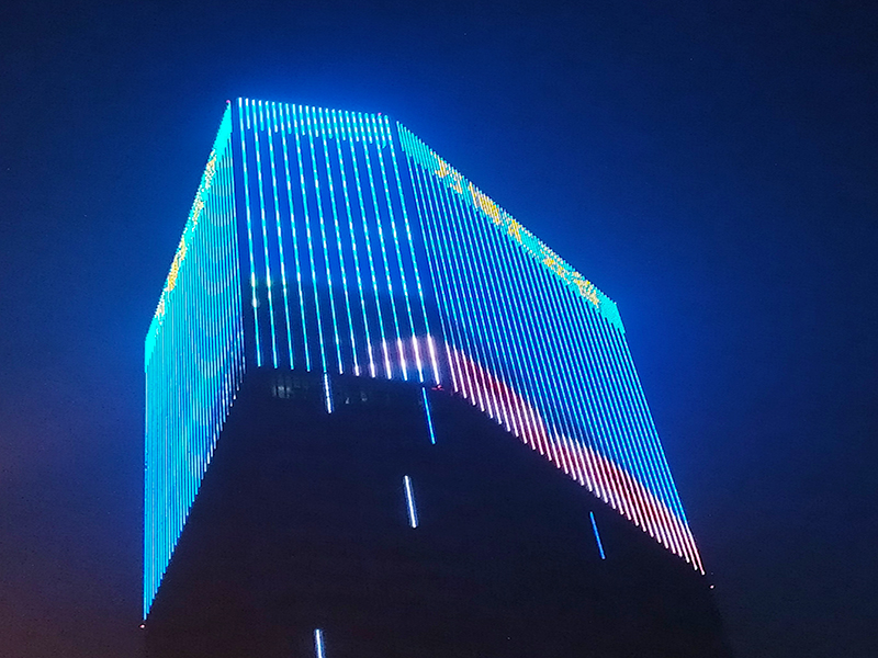 湖南長沙萬博匯云谷樓體亮化